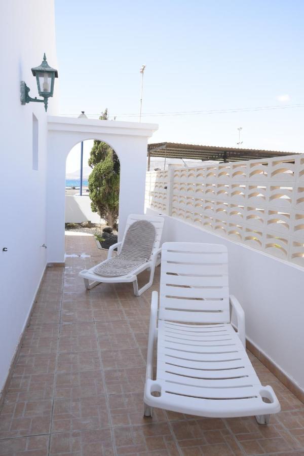 Marysol 1 Apartment With Terrace Close To The Sea Punta Mujeres Luaran gambar